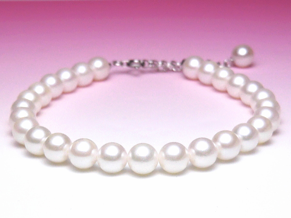 K18WGアコヤ真珠ブレスレット