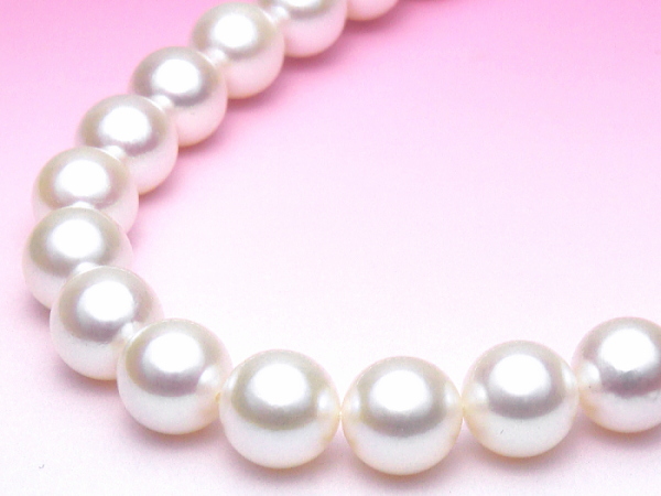 アコヤ真珠ネックレス（8.5～8.0ミリ）