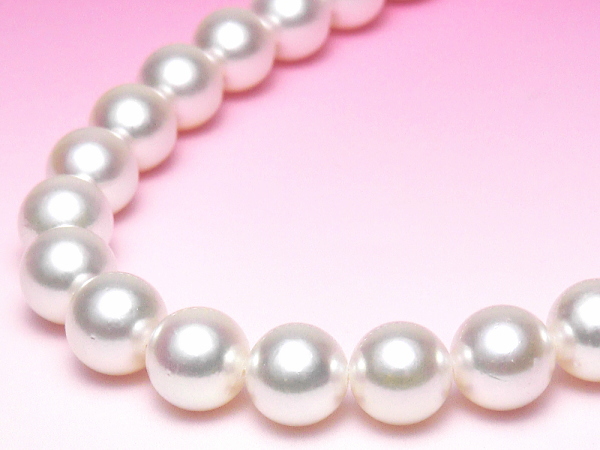 アコヤ真珠ネックレス（8.0～7.5ミリ）