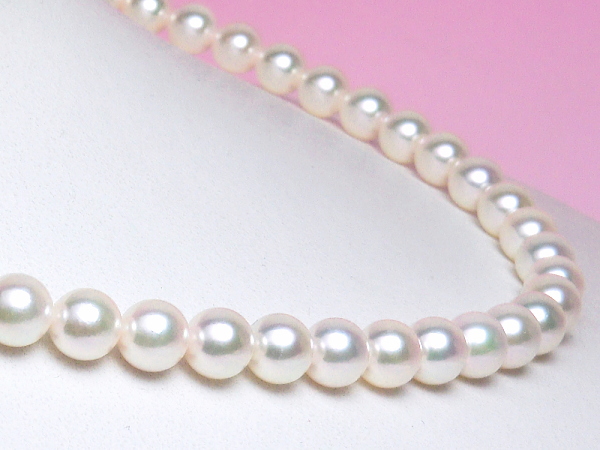 アコヤ真珠ネックレス（7.5～7.0ミリ）