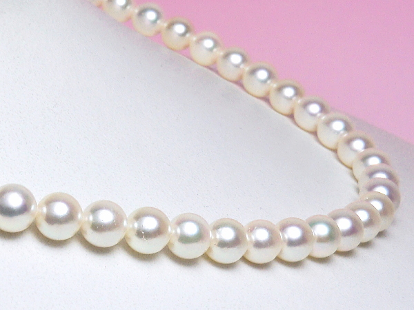 アコヤ真珠ネックレス（7.0～6.5ミリ）