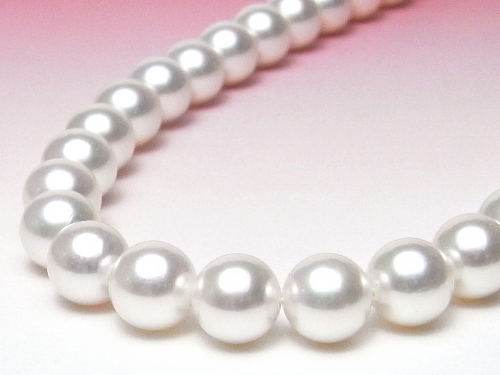 【花珠】アコヤ真珠ネックレス(8.0～7.5ミリ/花珠鑑別書・パールキーパー・真珠テリクロス付き)