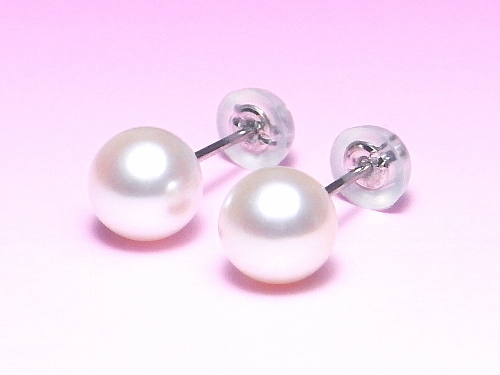 Pt（プラチナ）アコヤ真珠ピアス（6.5～6.0mm/直結タイプ）