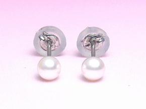 Pt（プラチナ）アコヤ真珠ピアス（3.5～3.0mm/直結タイプ）　正面