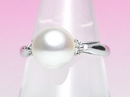 アコヤ真珠ダイヤ入りリング（プラチナ製）