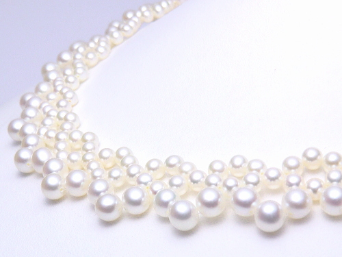 K18WG淡水真珠デザインネックレス