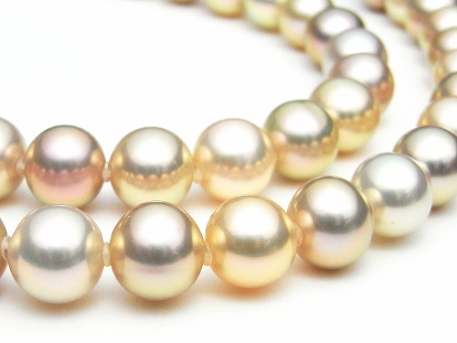 メタリックマルチカラー淡水真珠ネックレス（8mm）
