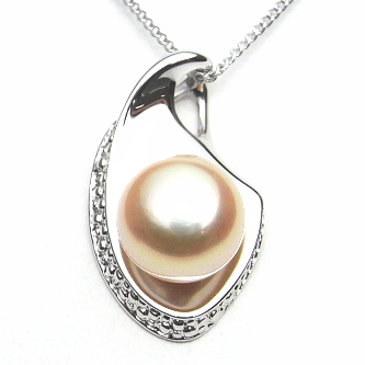 淡水真珠ペンダント（10mm）