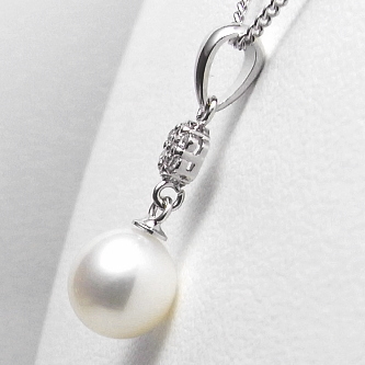 淡水真珠ペンダント（8mm）