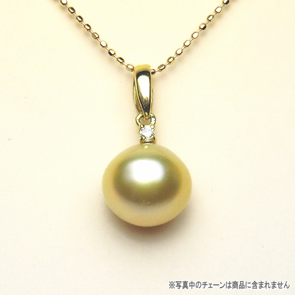 K18YG白蝶真珠ダイヤ入りペンダントトップ（ゴールドカラー） 