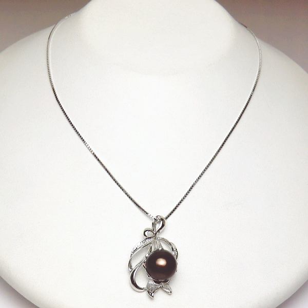 「ショコラカラー」黒蝶真珠ペンダント（ショコラパール） 全体