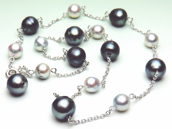 黒蝶真珠＆アコヤ真珠ステーションネックレス