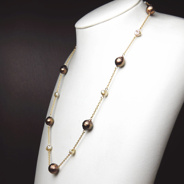 黒蝶真珠＆淡水真珠ステーションネックレス