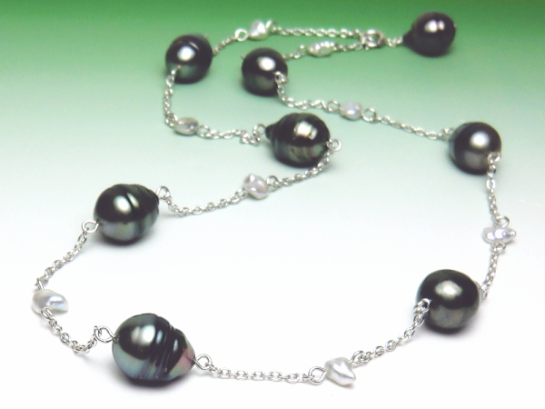 黒蝶真珠＆アコヤケシ真珠ステーションネックレス